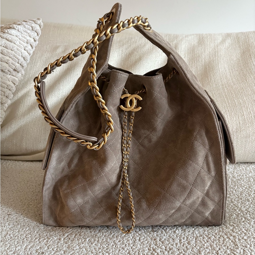 NEW Chanel 25 Bag in Medium, Grey/Taupe Suede with Aged Gold Hardware